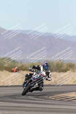 media/Dec-04-2025-Racers Edge (Thu) [[5ebc9f124d]]/3-B Group/2-Session 1 (Turn 4 Entry)/